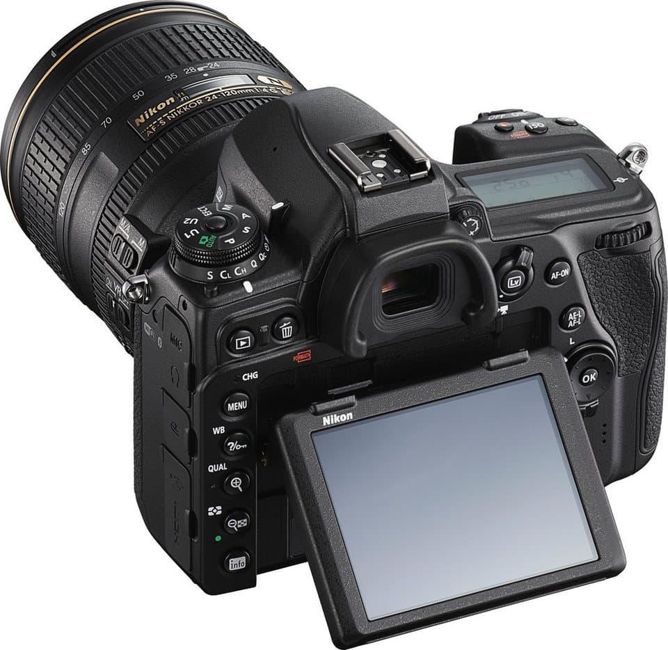 Nikon D780 KIT AF-S 24-120MM 1:4G ED VR Spiegelreflexkamera (NIKKOR 24-120 mm 1:4G ED VR, 24,5 MP, WLAN (Wi-Fi), Bluetooth) - Thumbnail 7