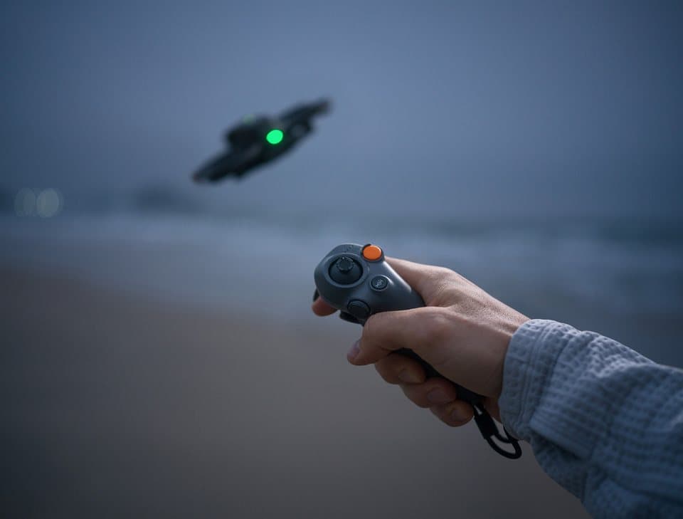 DJI Avata 2 Fly More Combo (1x Batterie) Drohne (4K Ultra HD, DJI Goggles 3, DJI RC Motion 3 und 1 Akku) - Thumbnail 28