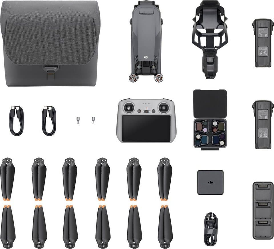 DJI Mavic 3 Pro Fly More Combo (DJI RC) Drohne (5,1K, DJI RC Fernsteuerung, 3 Akkus, Ladestation und Umhängetasche) - Thumbnail 2