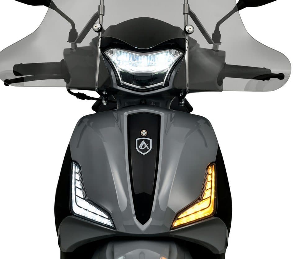 Alpha Motors Motorroller Motorroller Libero 125 ccm 90 km/h 16" inkl. Topcase und Windschild, 125 ccm, 90 km/h, Euro 5 - Thumbnail 9