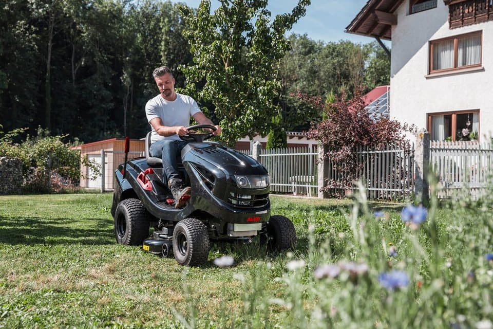 AL-KO Rasentraktor Traktor 15-93.2 HD-A Easy, 93 cm Schnittbreite, 93 cm Schnittbreite - Thumbnail 2