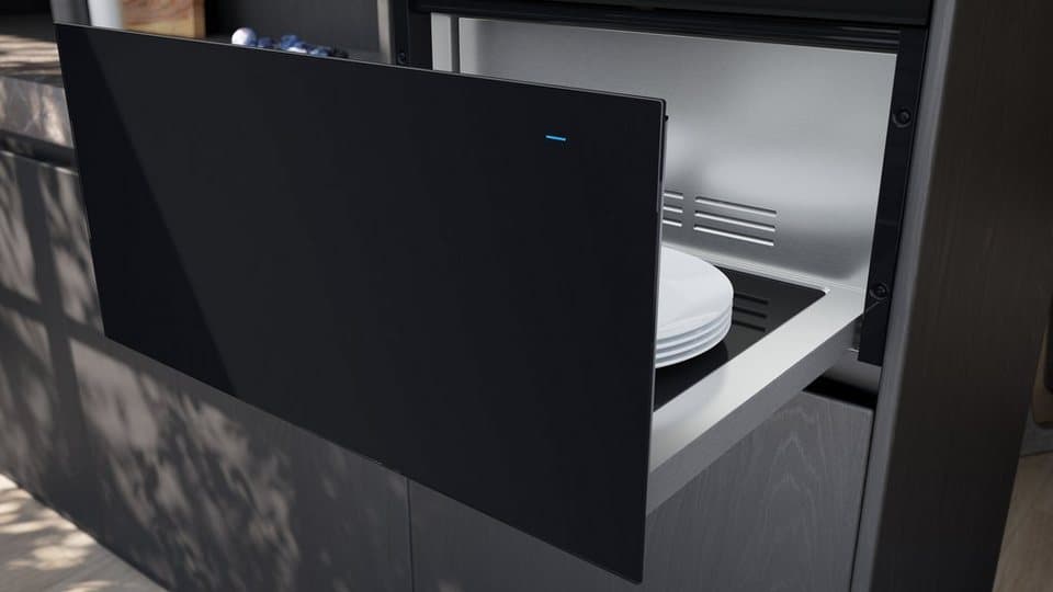 SIEMENS Einbau-Wärmeschublade BI710D1B1, Einfache Touch-Bedienung & eine praktische Warmhaltefunktion
