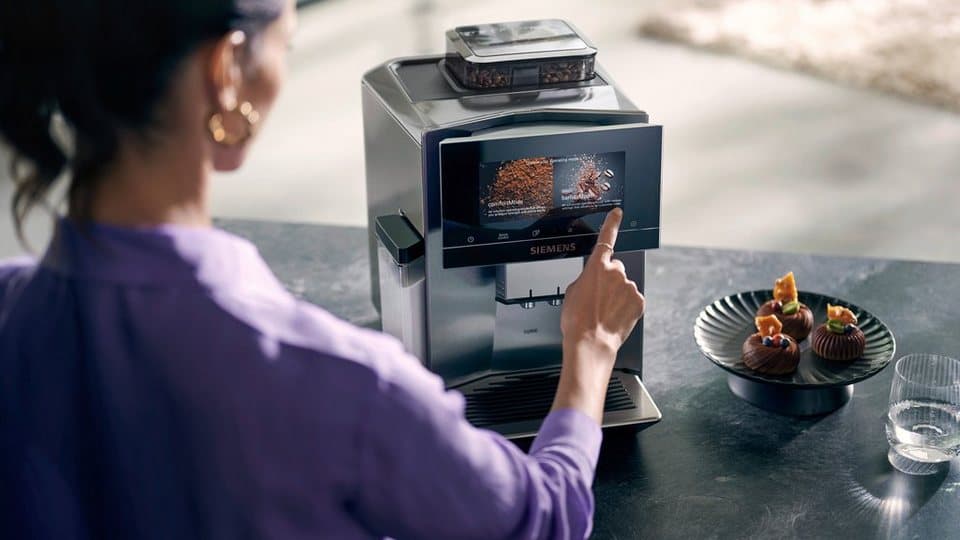 SIEMENS Kaffeevollautomat EQ900 TQ903D43, intuitives 6,8" TFT-Display, Geräuschreduzierung, App-Steuerung, Barista-Modus, AromaSelect, 3 Profile, edelstahl - Thumbnail 18