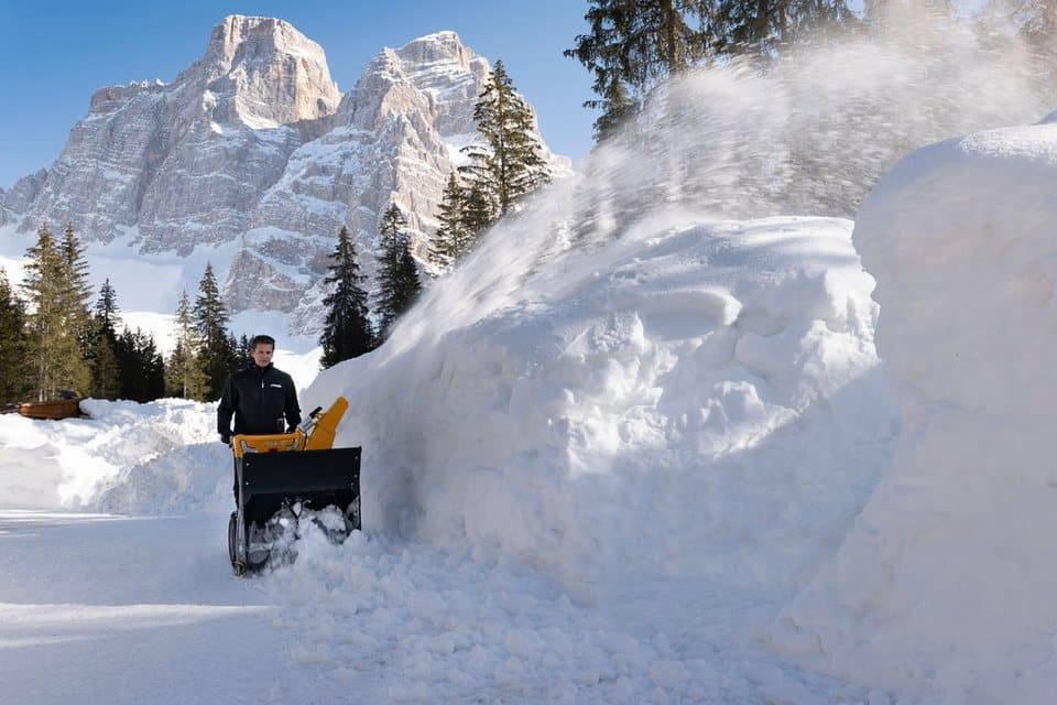 STIGA GARDEN Benzin-Schneefräse ST 7276 PH, 76 cm Arbeitsbreite, Elektrostart, Hydrostatgetriebe - Thumbnail 2