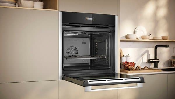 NEFF Backofen N 70 B24CR31N0, mit Teleskopauszug nachrüstbar, Hydrolyse, Backen auf 3 Ebenen mit CircoTherm® & einfache Easy Clean Reinigung - Thumbnail 4
