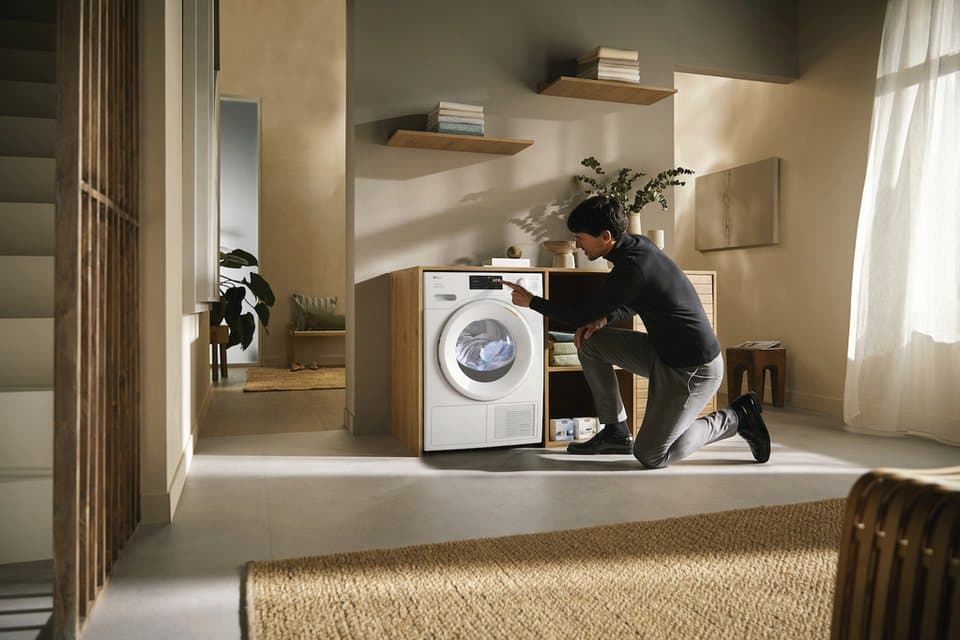 Miele Wärmepumpentrockner TSC643WP EcoSpeed&8kg, Getestet auf 20 Jahre perfekte Wäschepflege, 25 Jahre Motorgarantie - Thumbnail 5