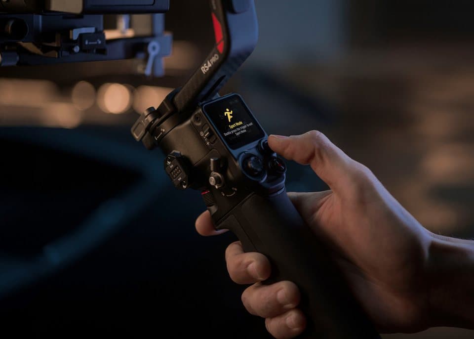DJI RS 4 PRO Gimbal - Thumbnail 7