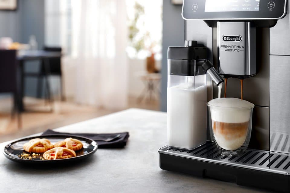 De'Longhi Kaffeevollautomat Primadonna Aromatic ECAM630.75.TM - 35 eiskalte & heiße Kaffeerezepte, Edles italienisches Design, Bean Adapt Technology, Cold Brew Rezepte - Thumbnail 8