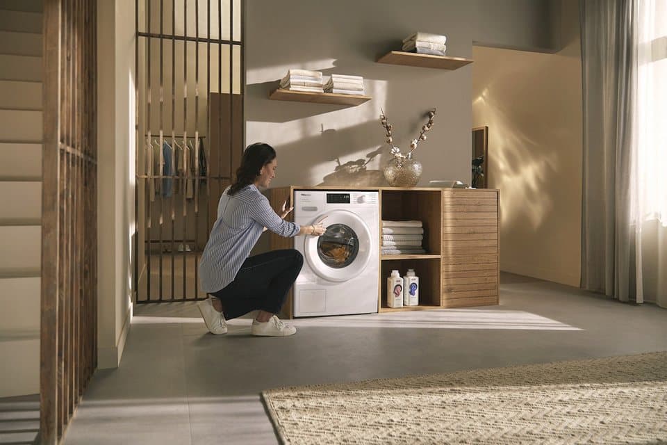 Miele Waschmaschine WSB363 WPS PWash&8kg, 8 kg, 1400 U/min, Getestet auf 20 Jahre perfekte Wäschepflege, 25 Jahre Motorgarantie - Thumbnail 5