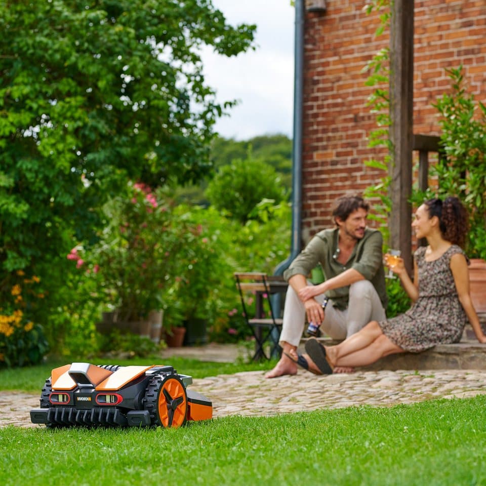 Worx Rasenmähroboter Mähroboter L1300 Landroid VISION, bis 1300 m² Rasenfläche, Intelligenter Mähroboter ohne Begrenzungskabel, für Gärten bis 1300m² - Thumbnail 3