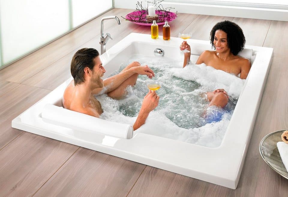 OTTOFOND Whirlpool-Badewanne Maharaja, (Komplett-Set, 1-tlg), Typ Exklusiv chrom und zwei Nackenrollen - Bild 1