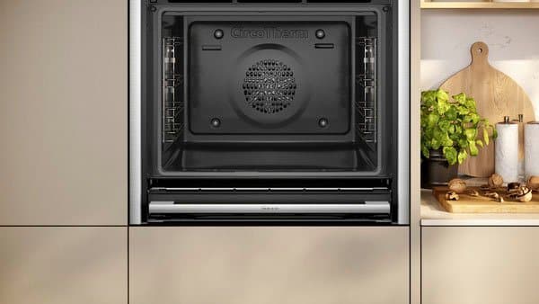 NEFF Pyrolyse Backofen N 70 B54CR71N1, mit Teleskopauszug nachrüstbar, Versenkte Slide & Hide® Ofentür & clevere Circo Therm®-Heißluft - Thumbnail 3