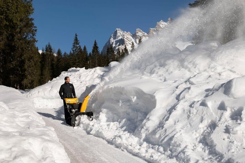 STIGA GARDEN Benzin-Schneefräse ST 6272 P Trac, 72 cm Arbeitsbreite, Elektrostart, Raupenantrieb - Thumbnail 12