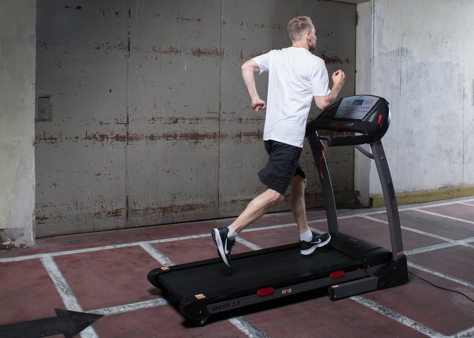 MOTIVE FITNESS by U.N.O. Laufband Speed 2.5 (mit/ohne Unterlegmatte) (mit Multifunktions-LCD-Display), bis max. 20 km/h, klappbar, 130 kg max. Benutzergewicht - Thumbnail 5