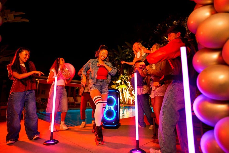 JBL PARTYBOX 720 Party-Lautsprecher (Bluetooth, 800 W, dynamische Lichtshow,15 Std. Akku (opt), IPX-4,Auracast Multi-Speaker) - Thumbnail 19