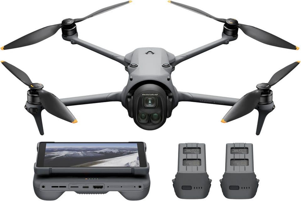 DJI Mavic 4 Pro 512GB Creator Combo Drohne (6016 x 3384, 6K/60 fps HDR, DJI RC Pro 2 Fernsteuerung, 3 Akkus und Ladestation) - Thumbnail 16