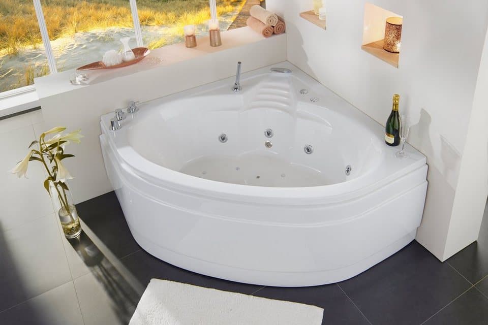 OTTOFOND Whirlpool-Badewanne St. Lucia, (Komplett-Set, 1-tlg), mit Farblichtscheinwerfer, Schürze und Schwallarmatur - Bild 1