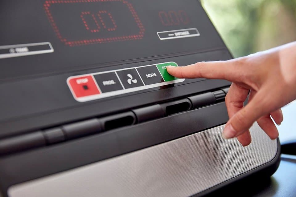 Reebok Laufband REEBOK SL8.0 (mit integrierten Handpulssensoren), bis max. 20 km/h, mit Steigung, 150 kg max. Benutzergewicht - Thumbnail 6